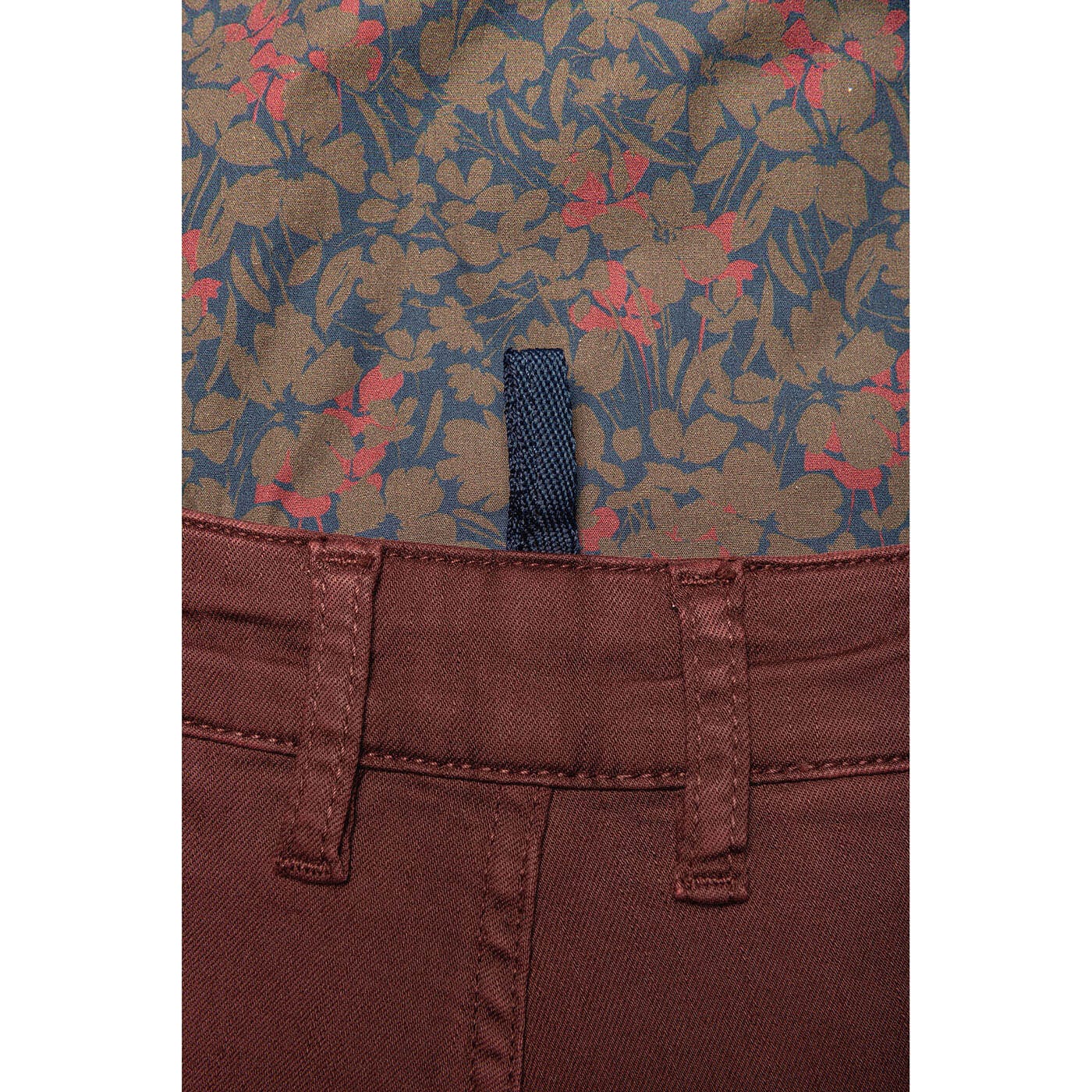 Chino 523 Weite Passform