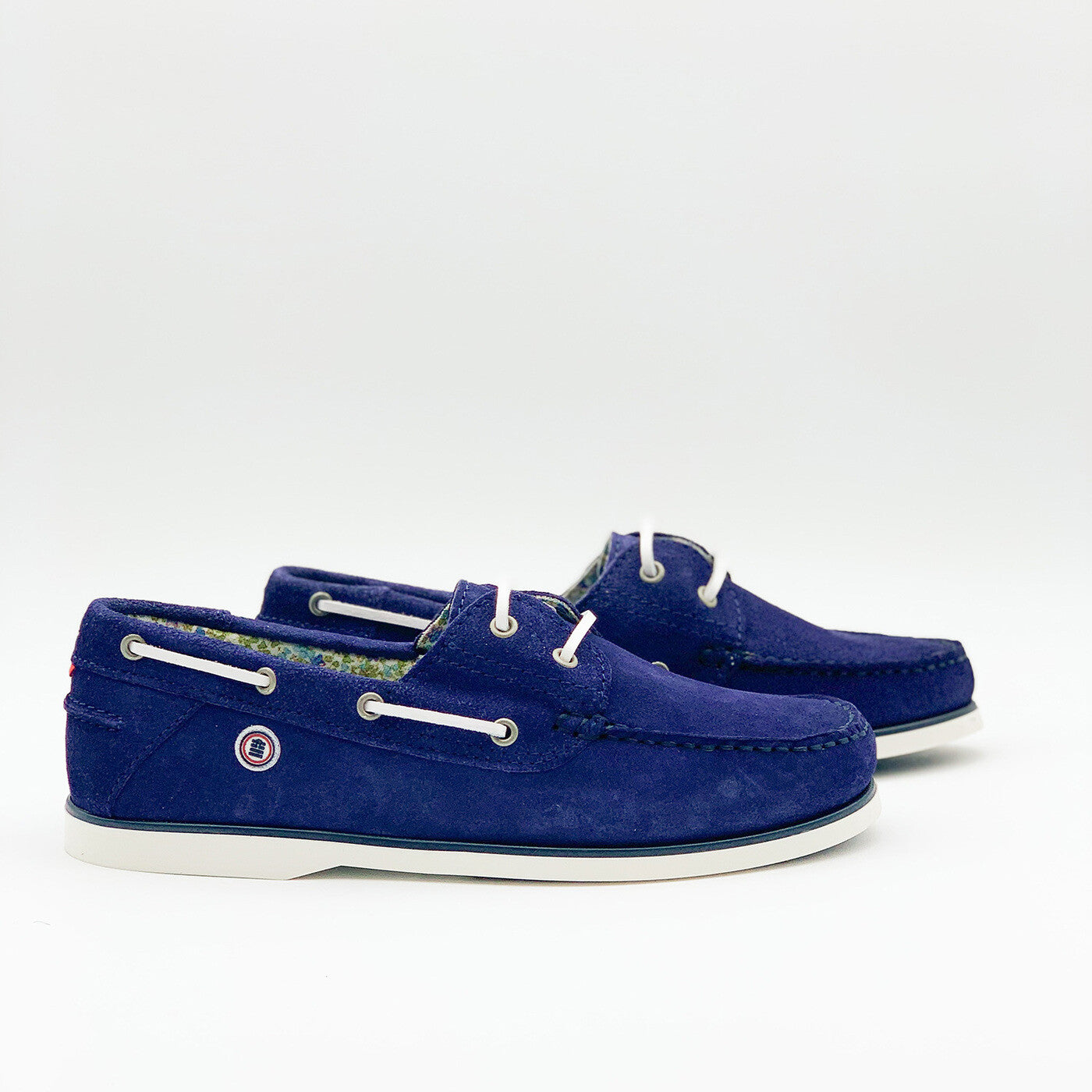 Chaussures bateau en nubuck bleu marine