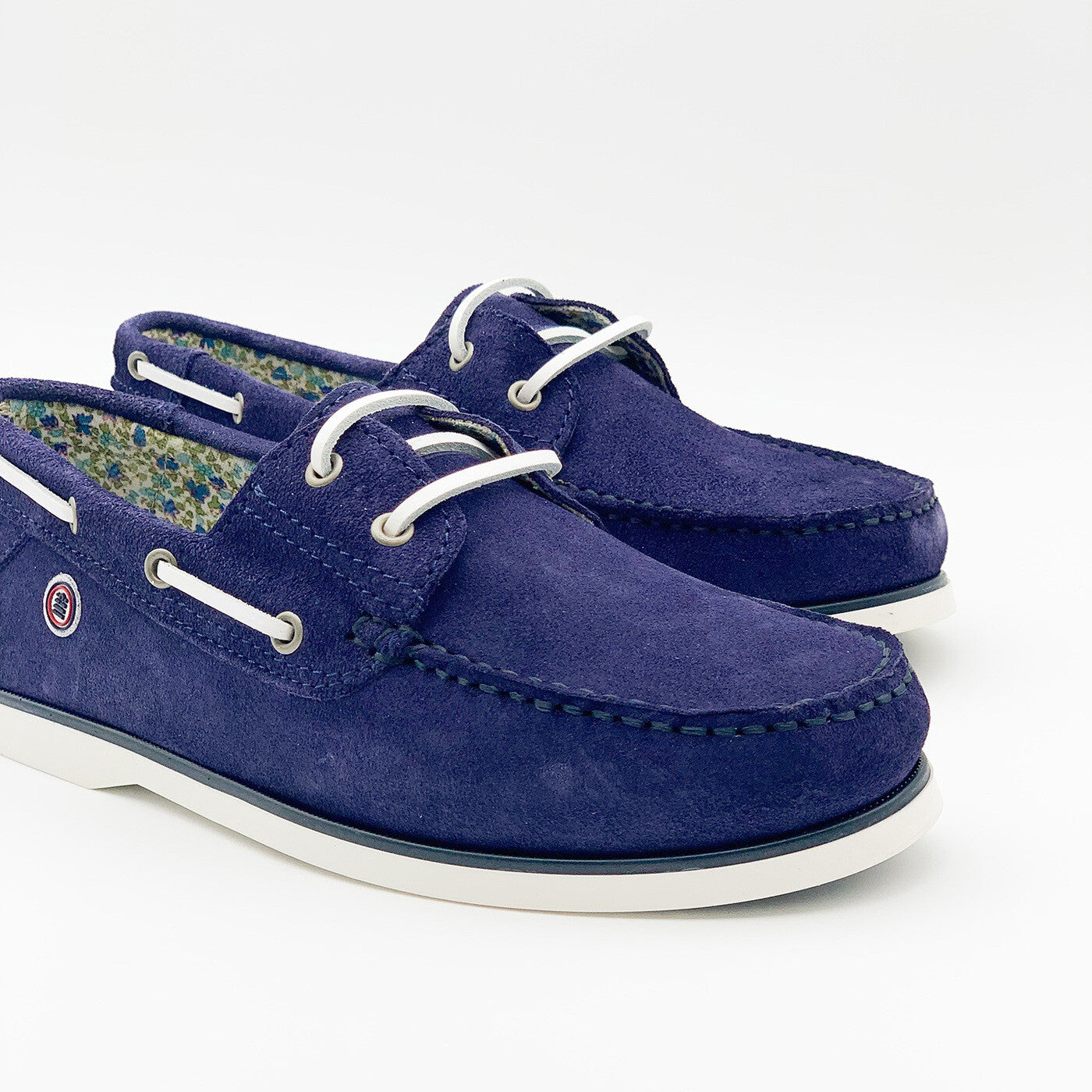 Chaussures bateau en nubuck bleu marine