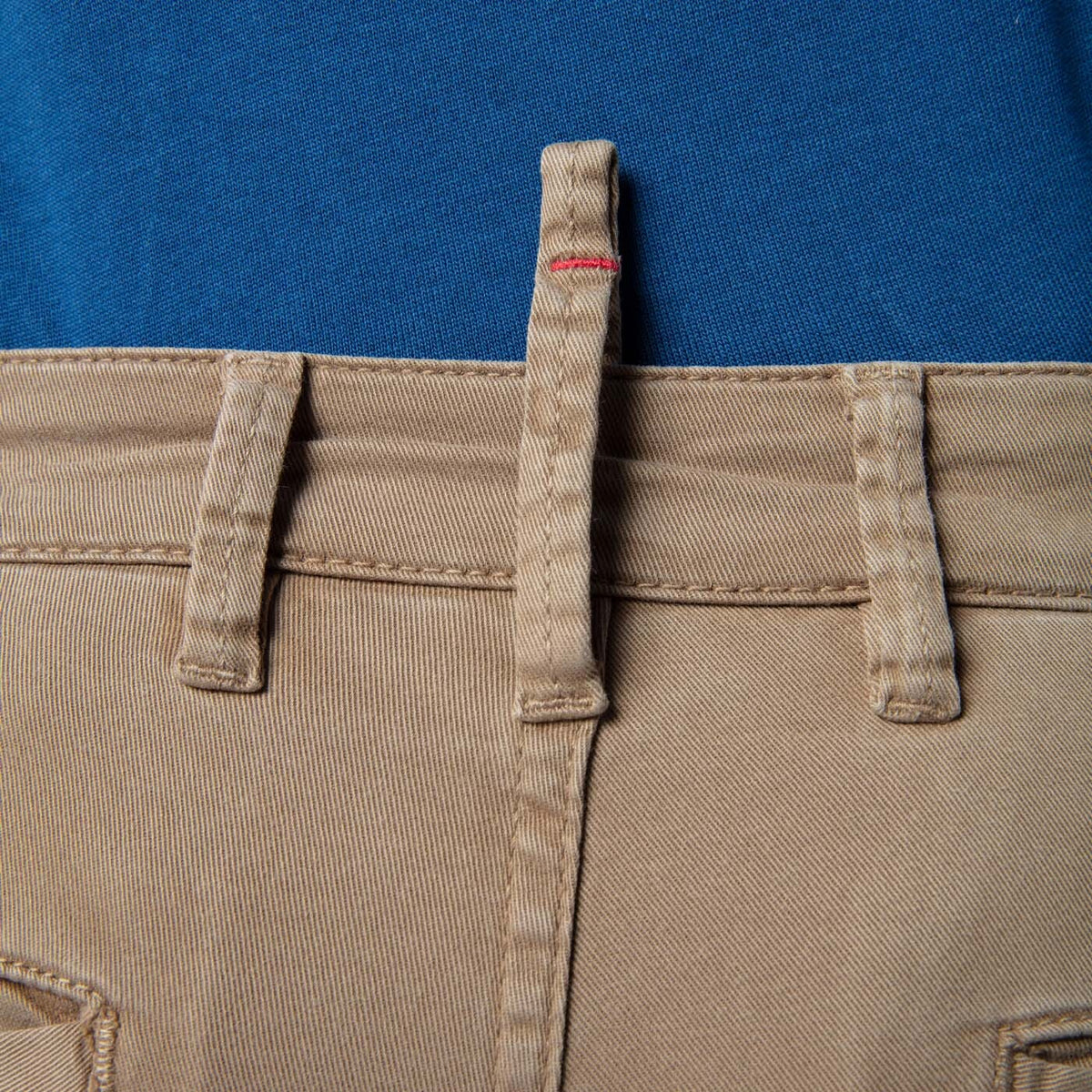 Chino 721 beige coupe ajustée