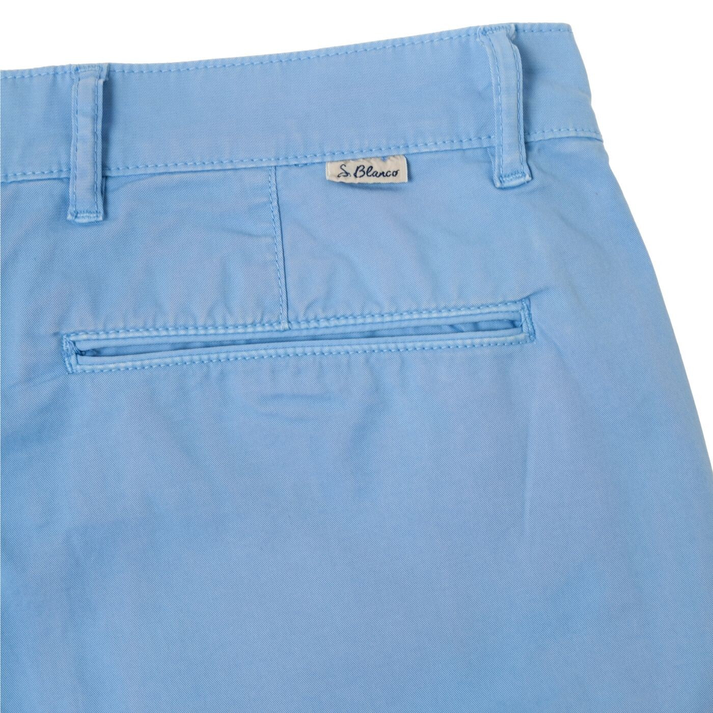 Chino 702 bleu ciel