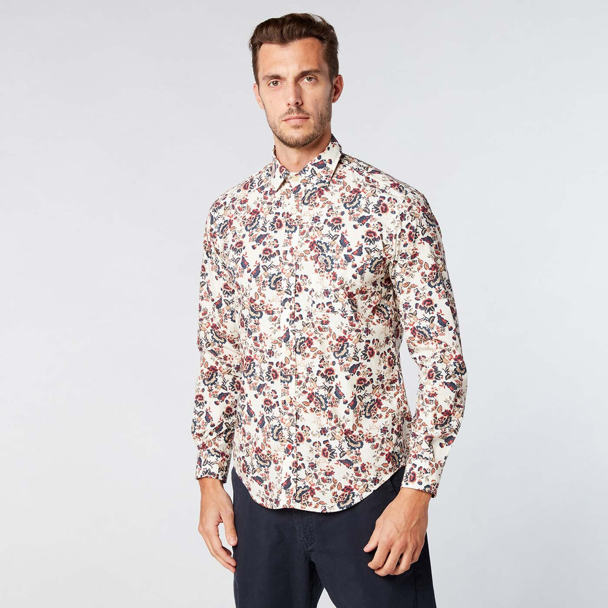 Chemise homme à fleurs coupe ajustée