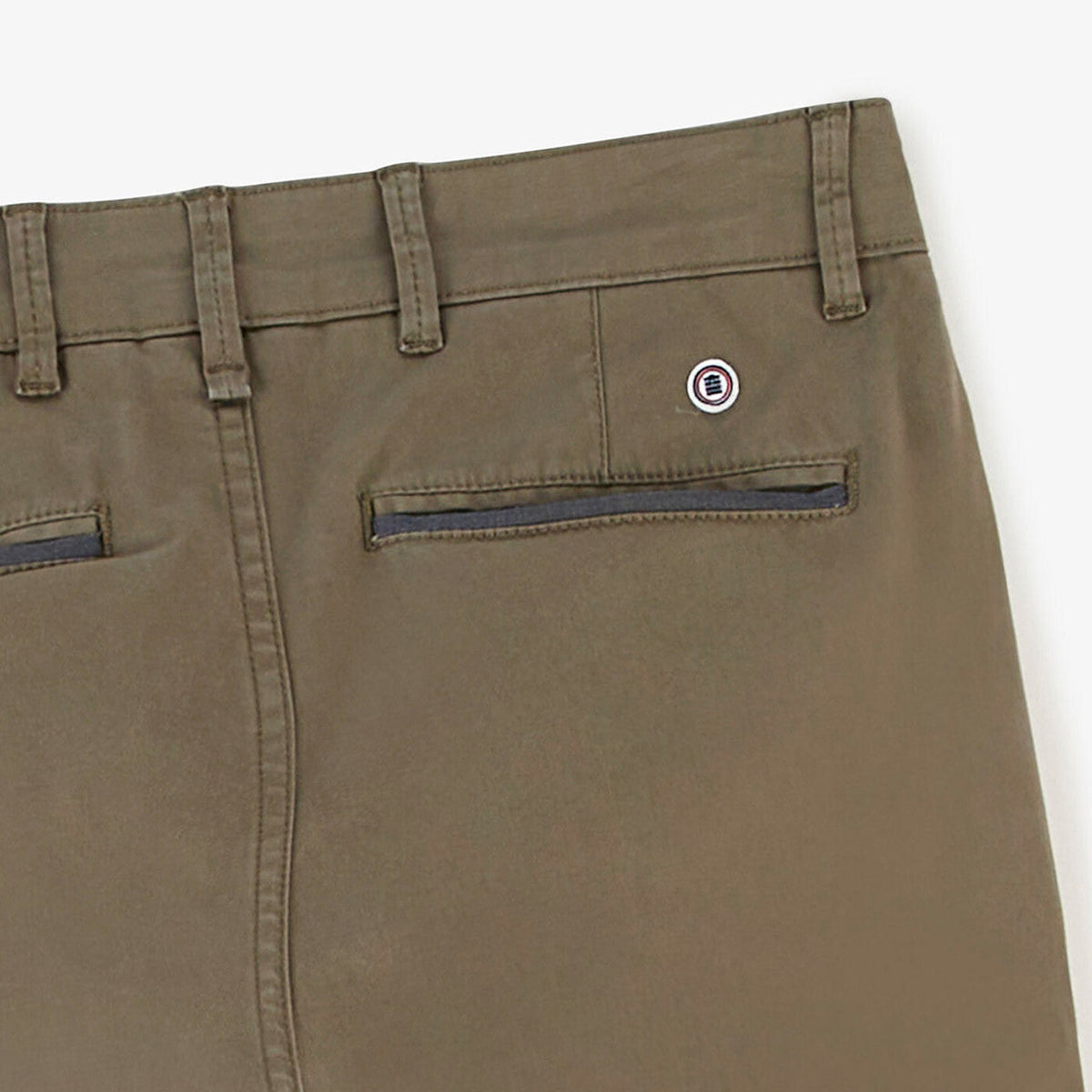 Chino 702 vert coupe comfort fit