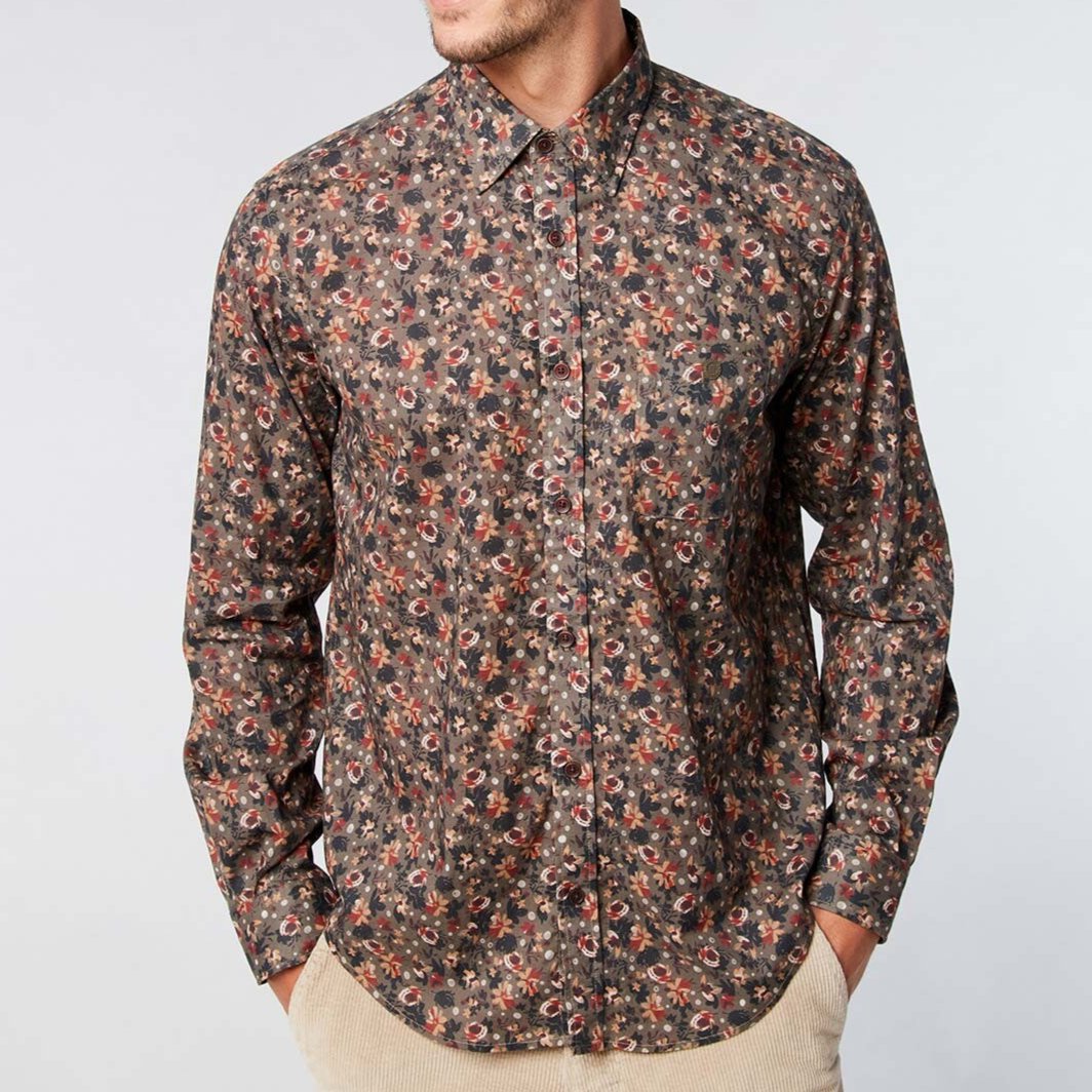 Chemise fleurie marron coupe ajustée