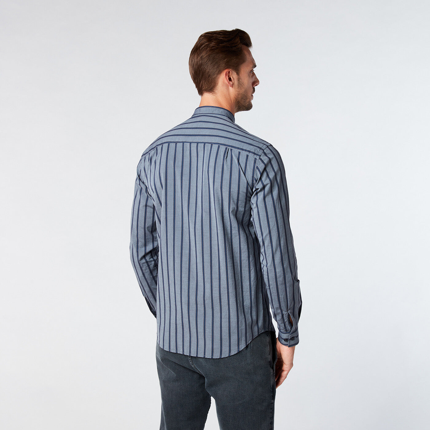 Chemise homme à rayures bleu coupe ajustée