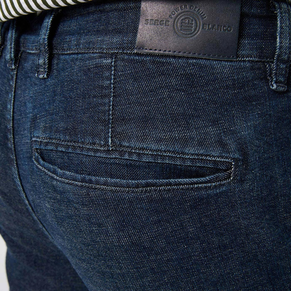 Chino 702 jean coupe comfort fit