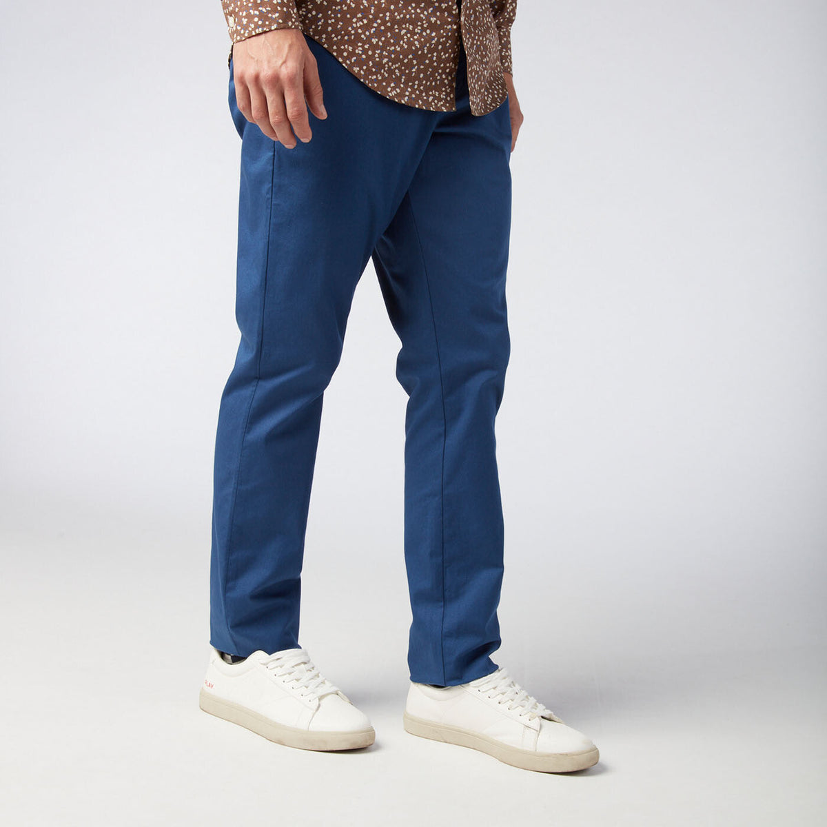 Pantalon chino homme coupe tapered 727 bleu indigo