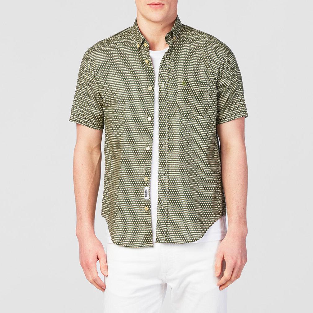 Chemise manches courtes verte imprimé géométrique