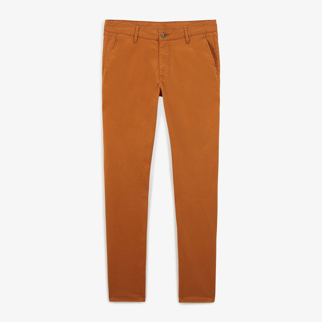 Chino 702 comfortabele pasvorm hazelnootbruin