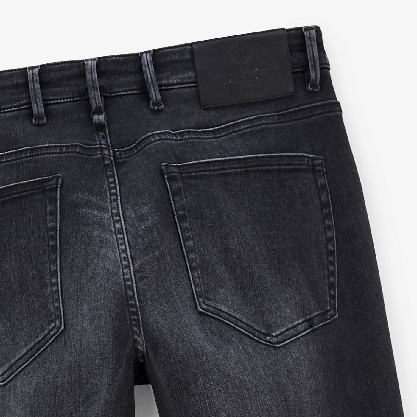 Jean 325 slim powertwist noir