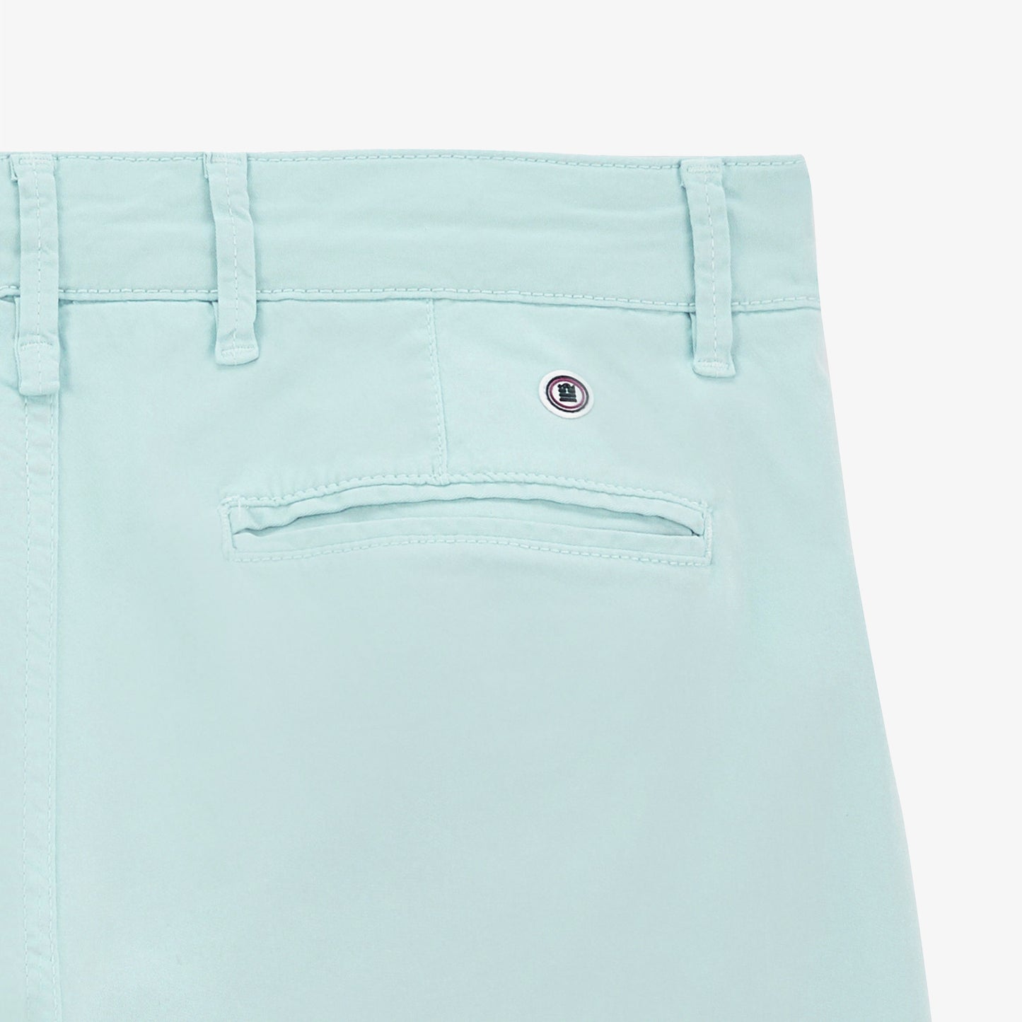 Feistiú compordach Bermuda 200 i gcadás gorm spéir