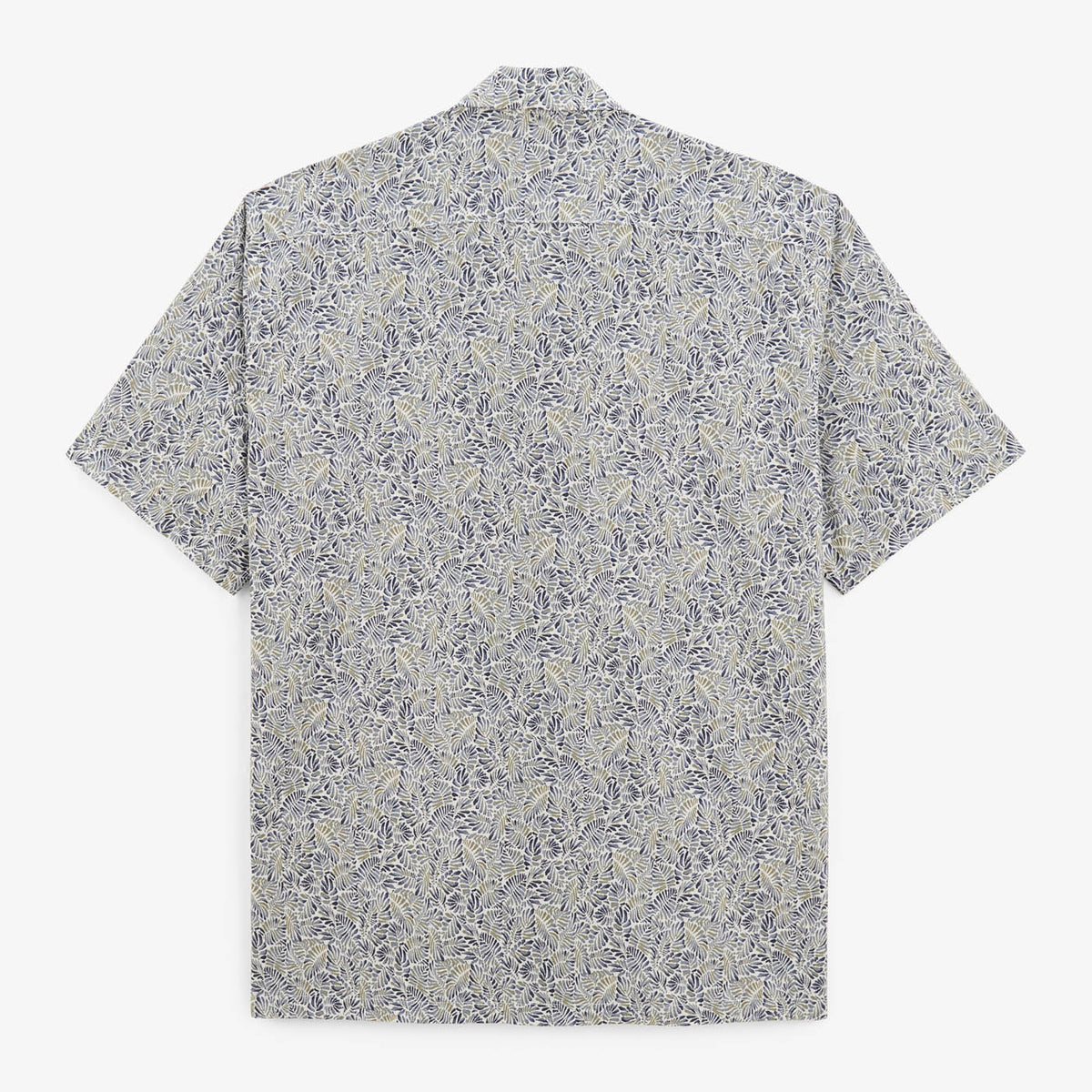 Caracas shirt with cloud foliage print