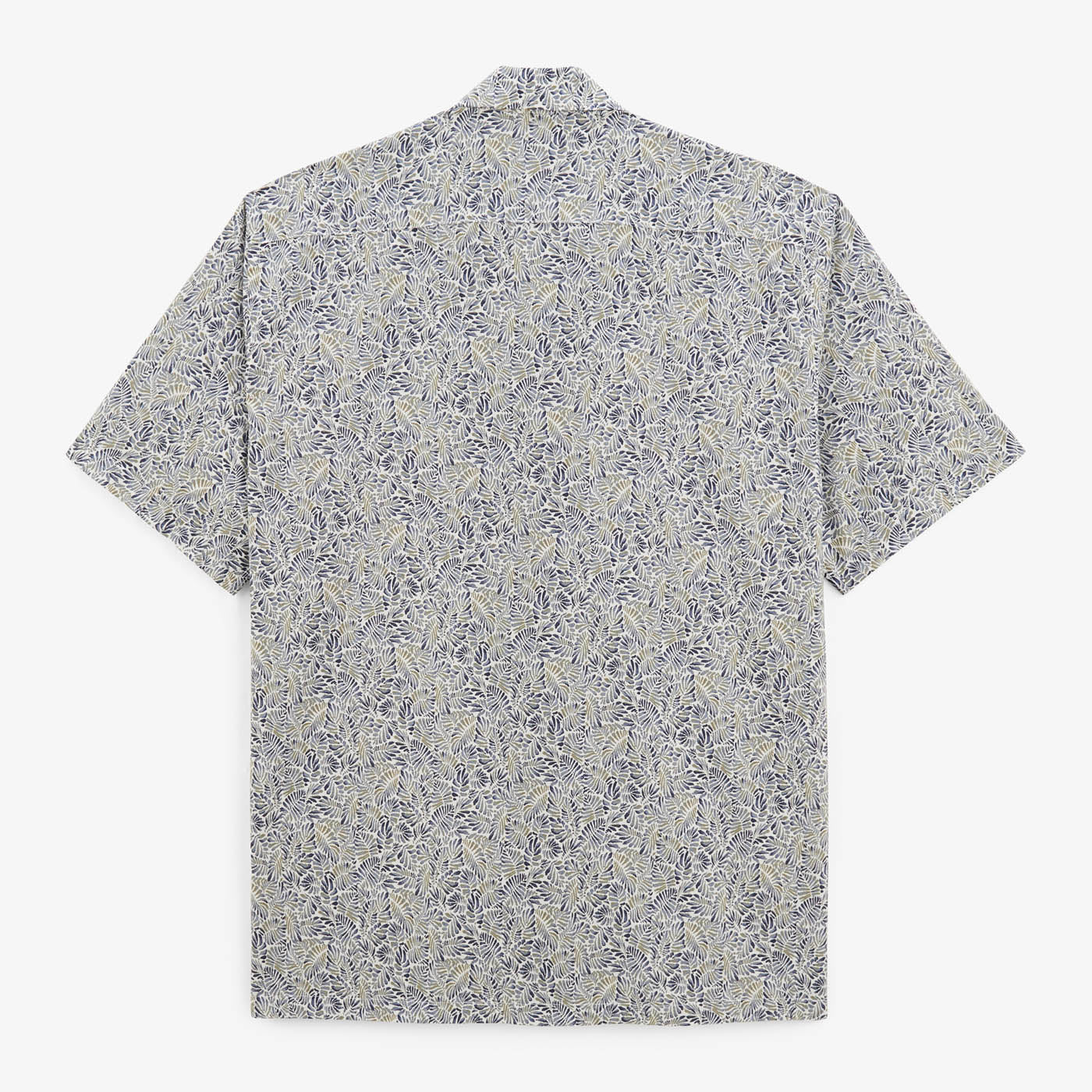 Caracas shirt with cloud foliage print