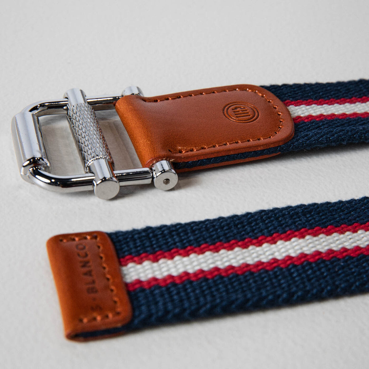 Ceinture en tissu bleu marine