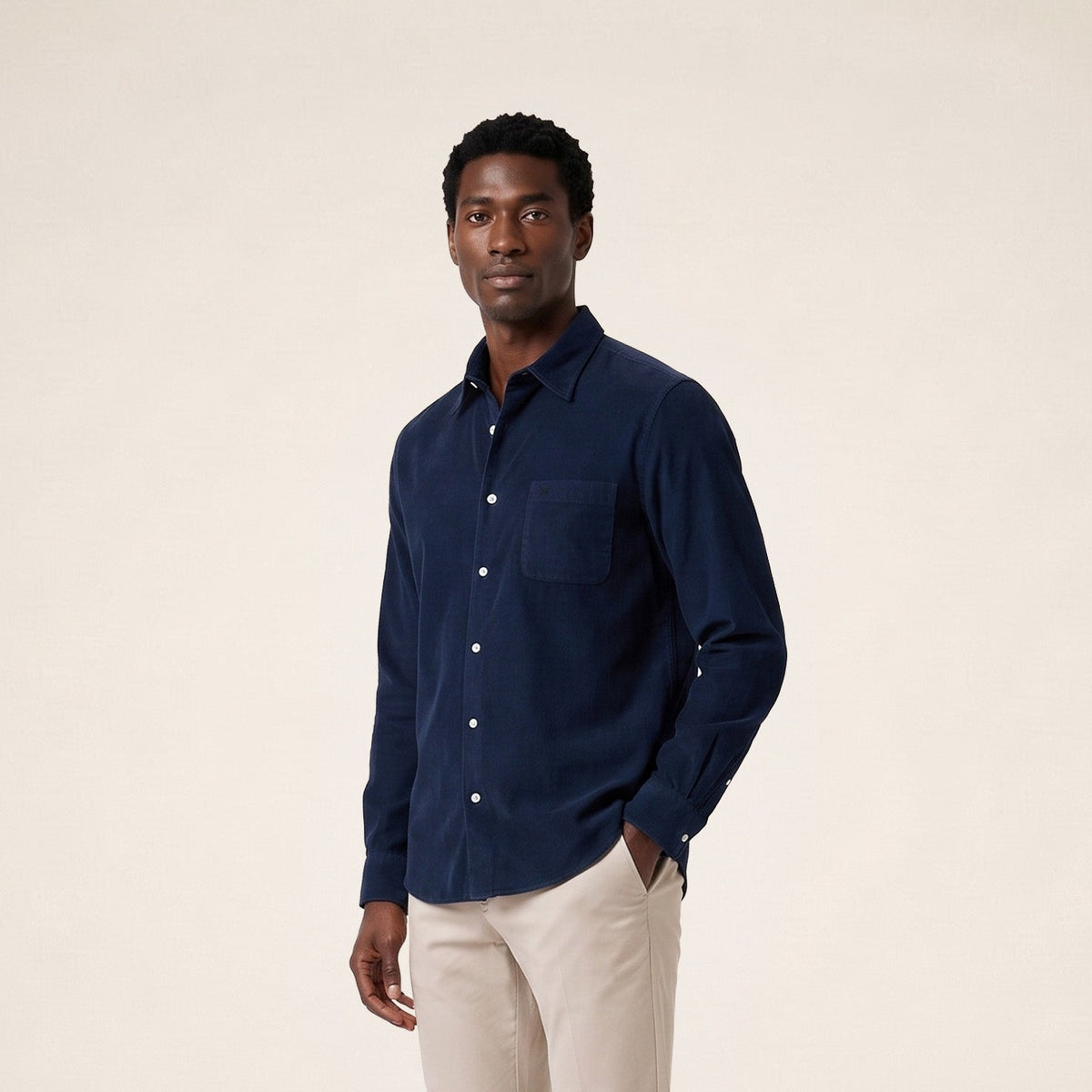 Chemise manches longues velours côtelé bleu marine
