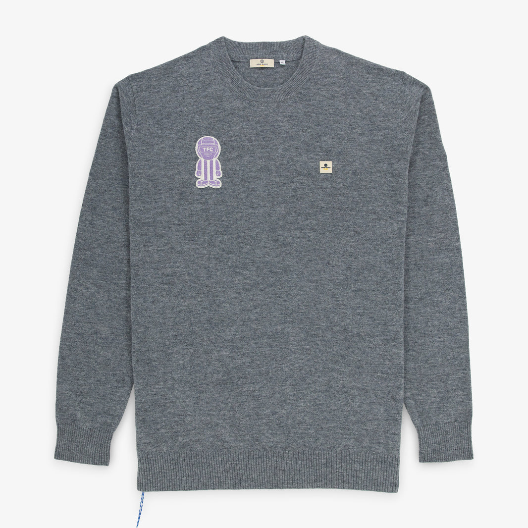 Pull col rond gris clair chiné avec badge Pilote SERGE BLANCO x TFC