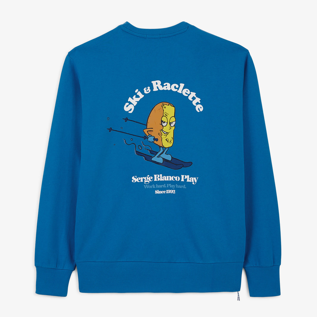 Blaues Sweatshirt mit Rundhalsausschnitt und „Ski & Raclette“-Aufdruck von SBPLAY