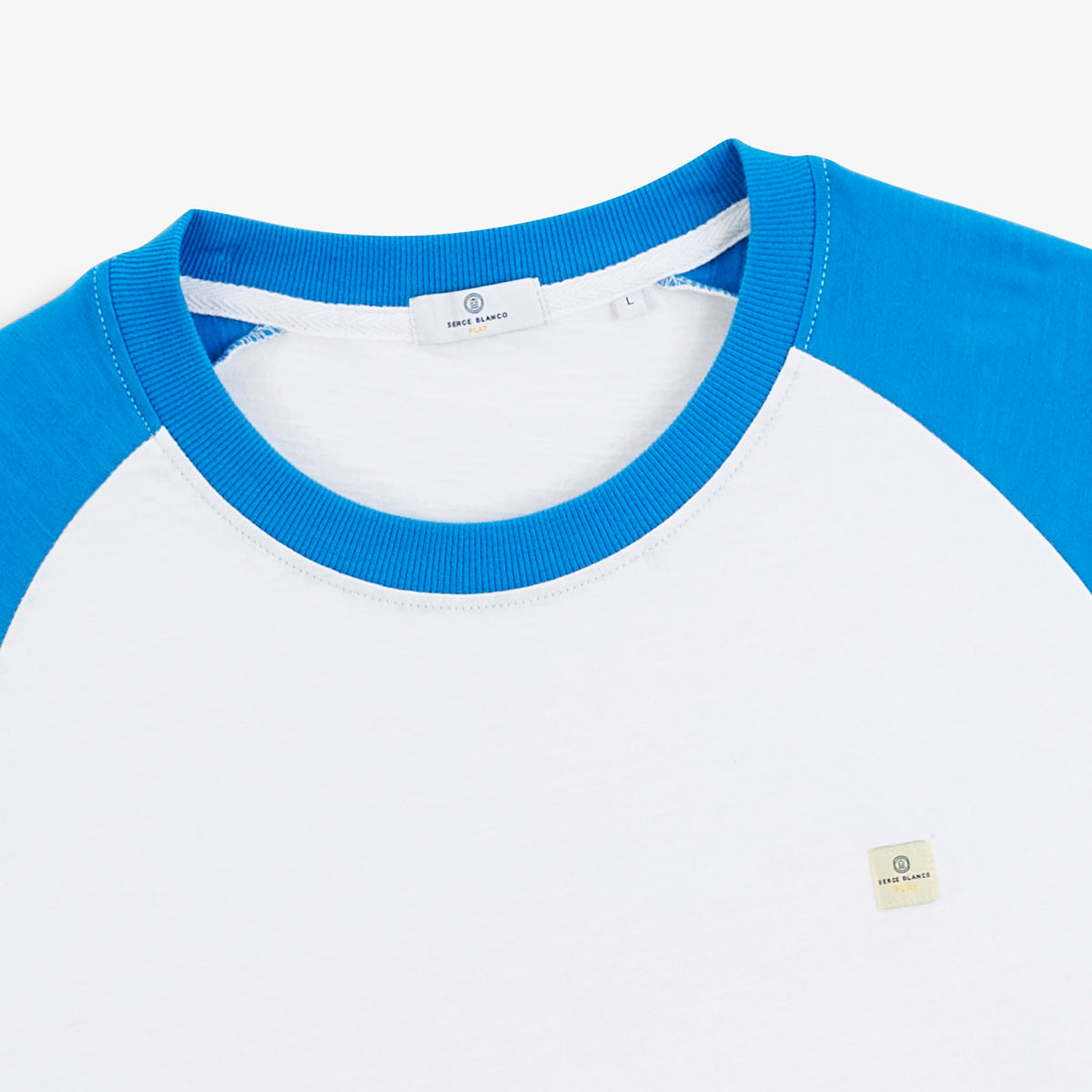 T-shirt manches longues col rond imprimé Play blanc et bleu roi
