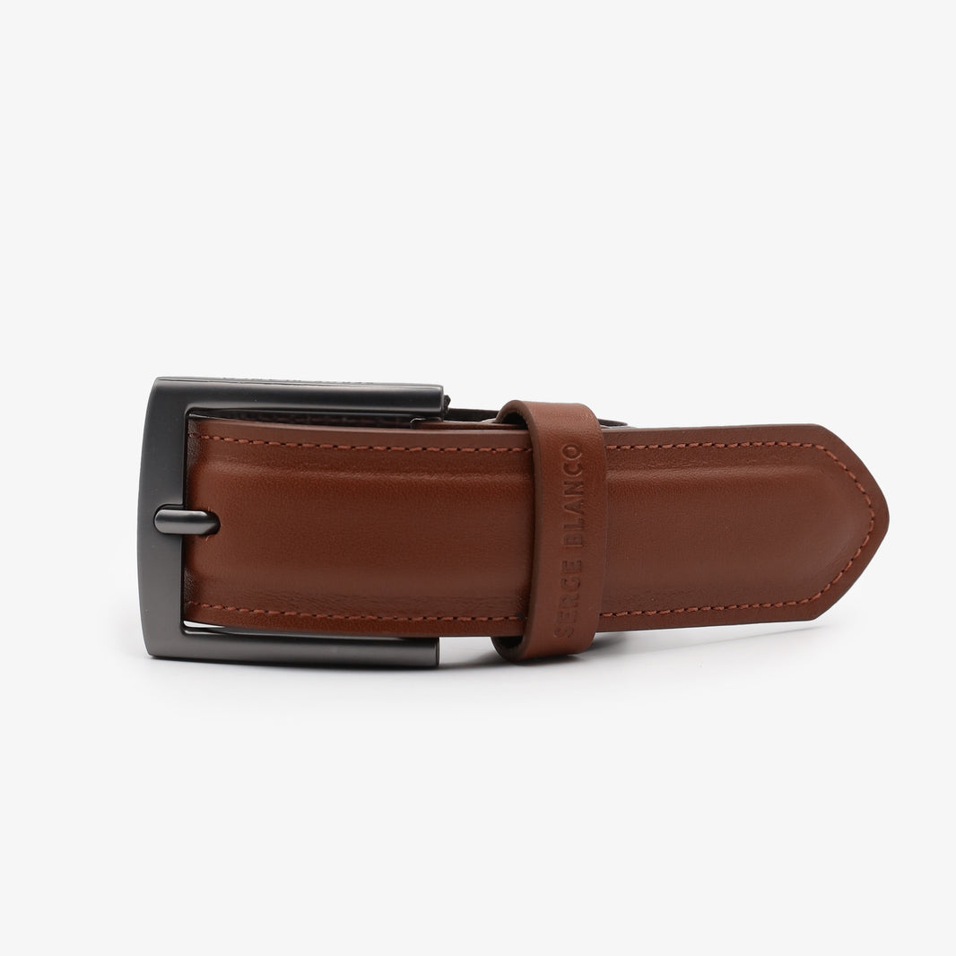 Men's brown leather belt with tone-on-tone stitching, serge blanco