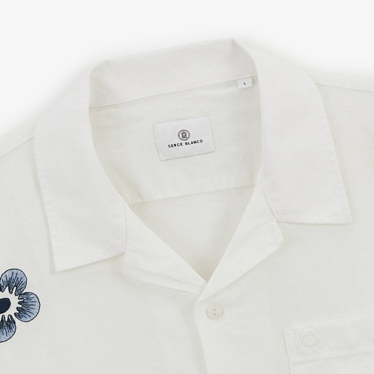 Camisa de manga corta con flores bordadas, de lino y algodón, blanca, para hombre, de SERGE BLANCO