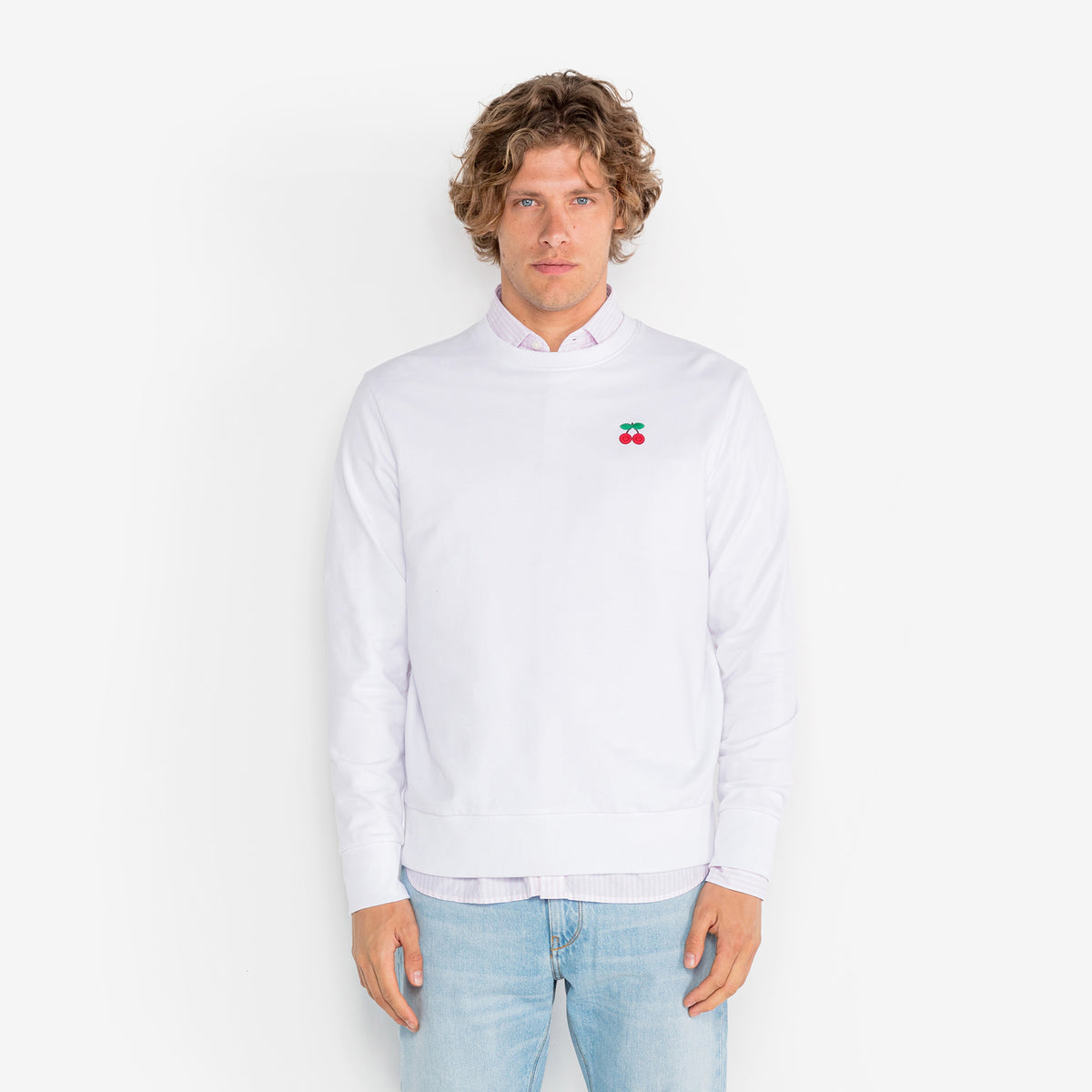 Stan white cherry embroidery sweatshirt