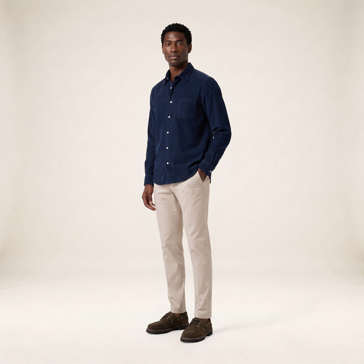 Chemise manches longues velours côtelé bleu marine