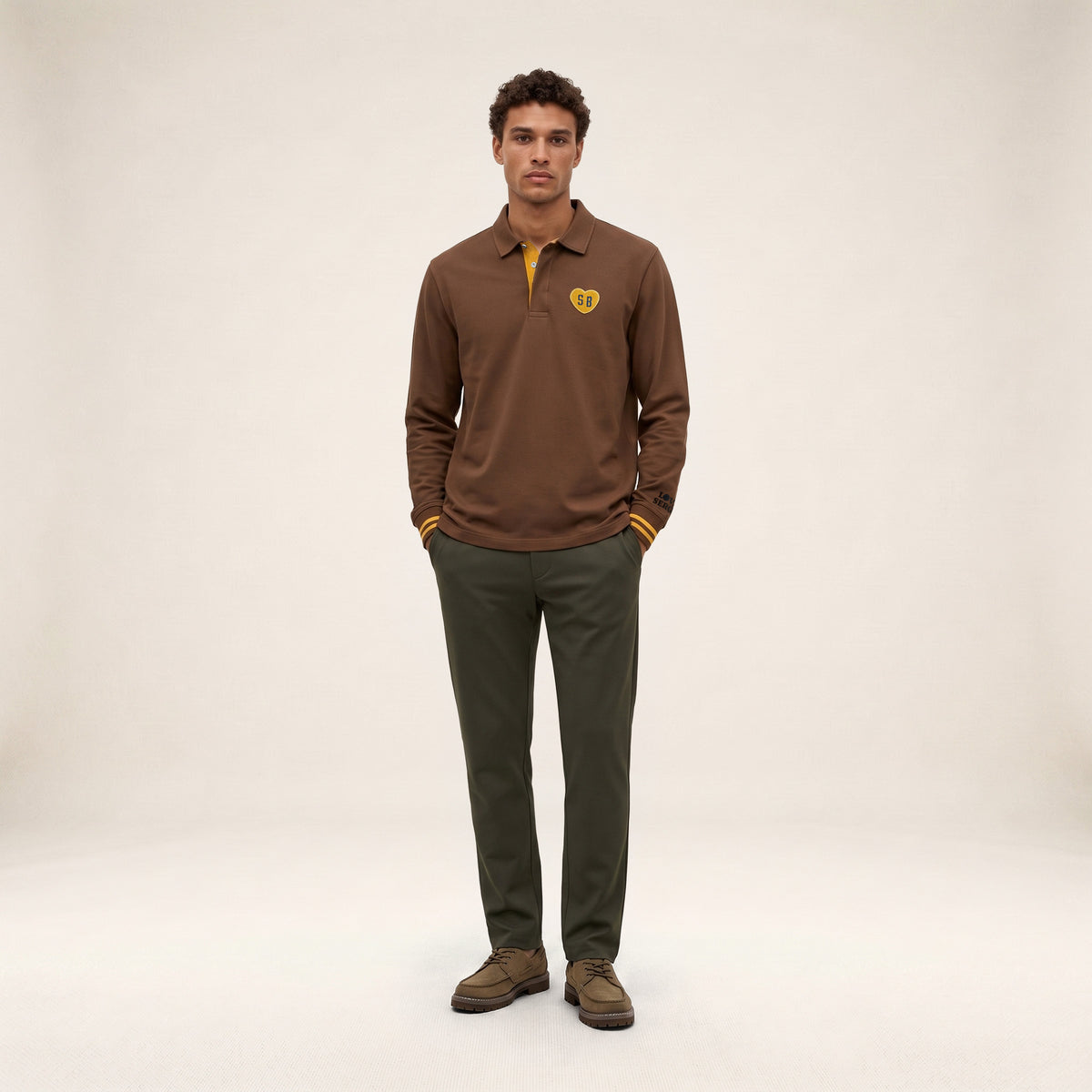 Polo de rugby manches longues badge cœur bouclette marron brownie