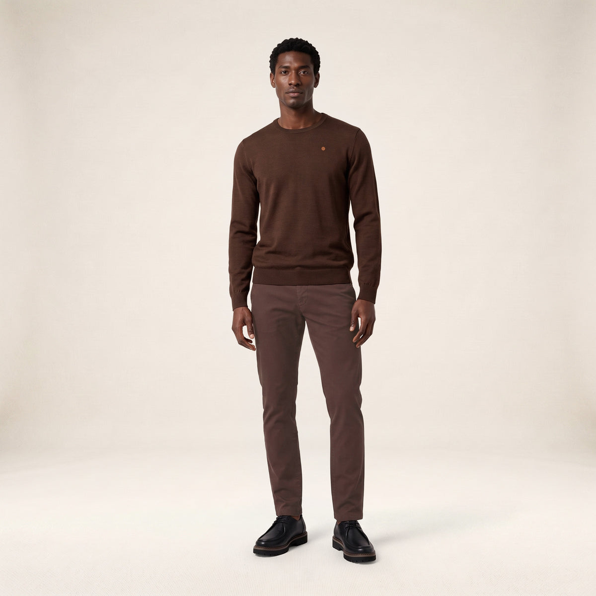 Chino 702 en coton stretch coupe confort marron brownie