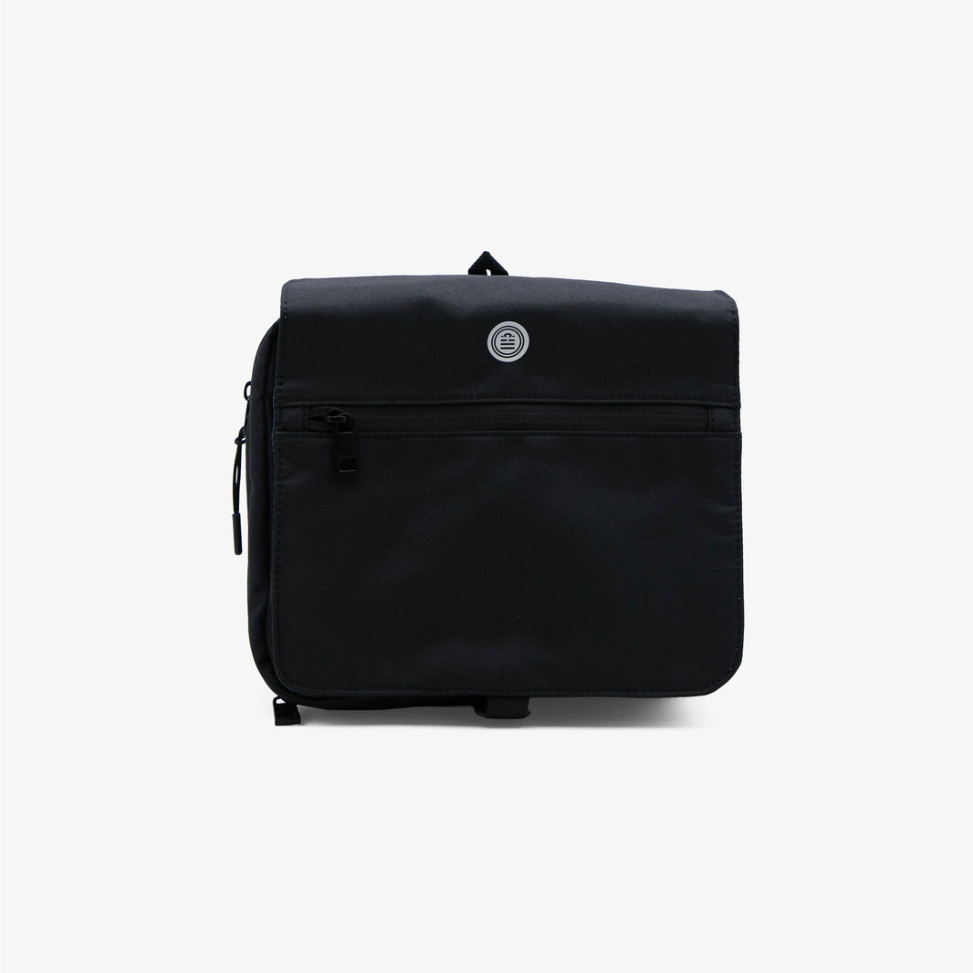 Borsa da toilette con patta Popbag nera