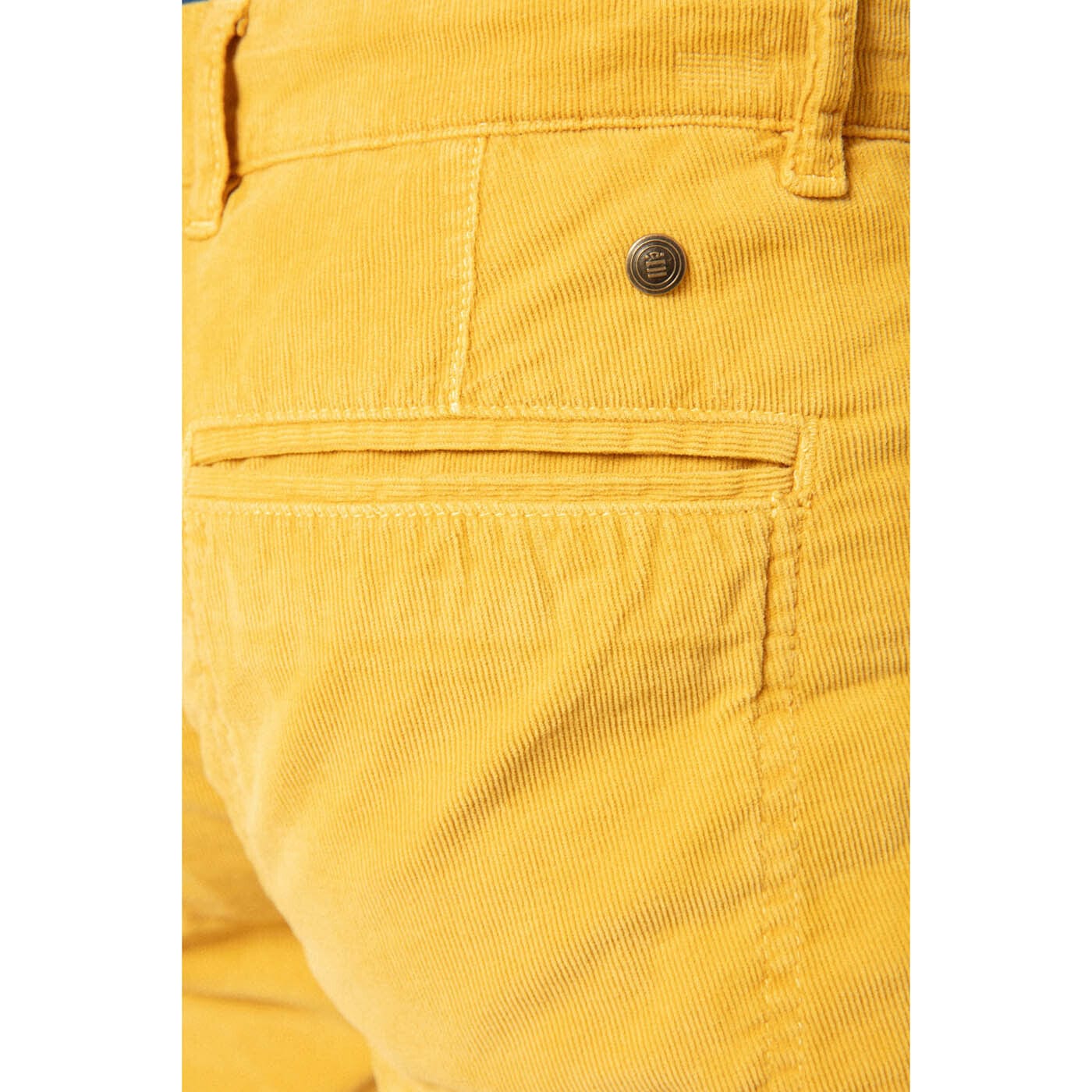 Straw velvet Bermuda shorts