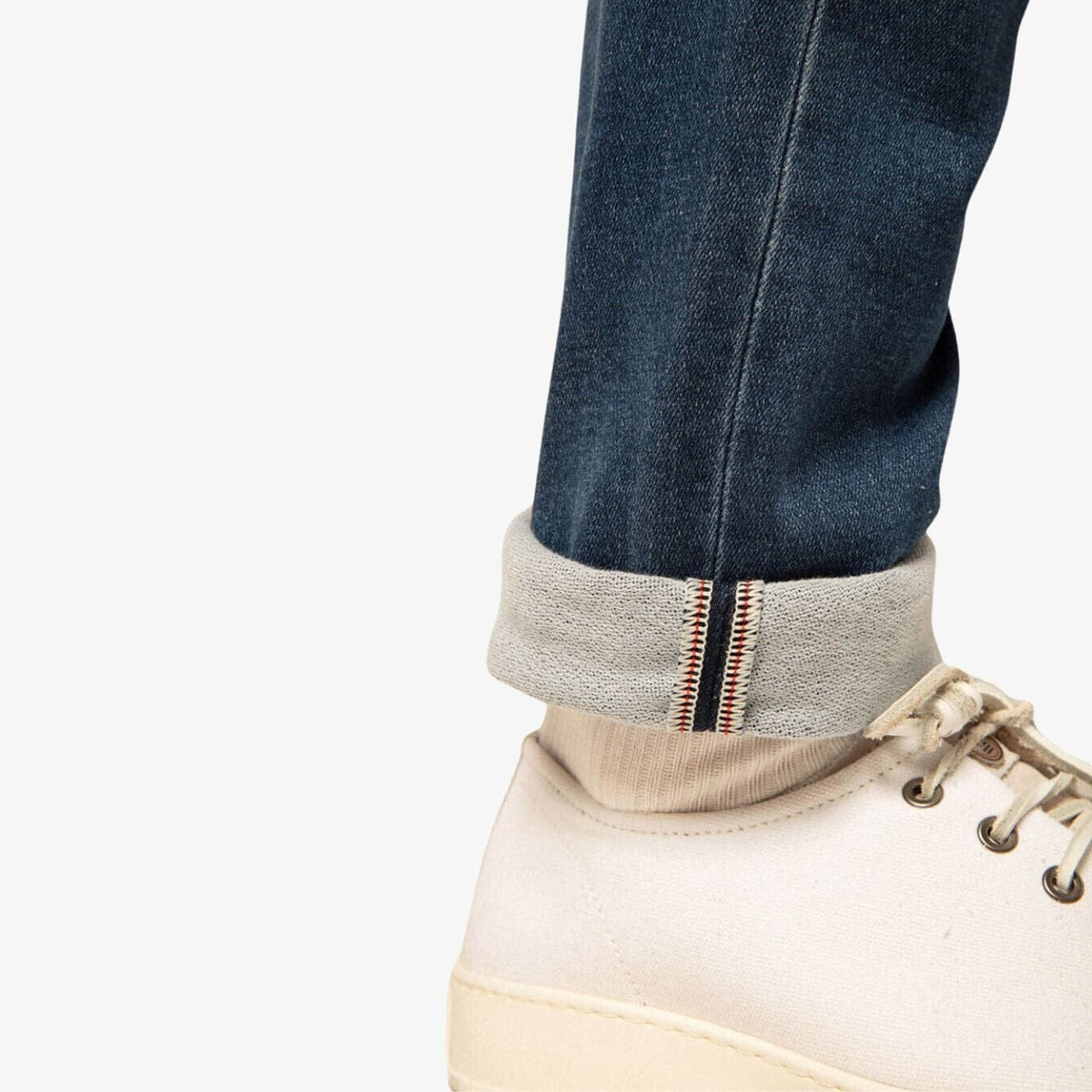 325 Jogjean Slim Fit Pants