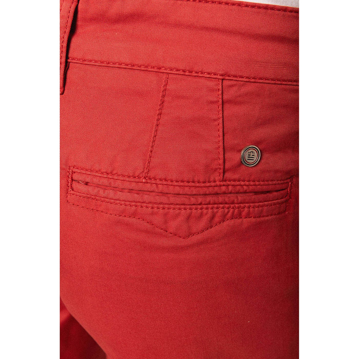Chino 702 raspberry