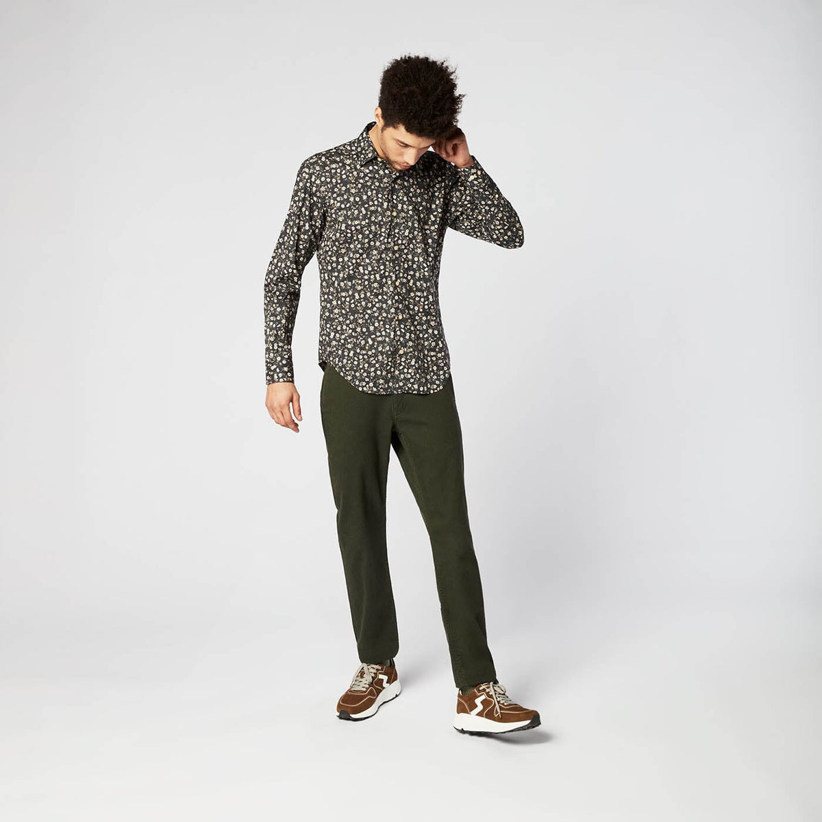 Long-sleeved shirt with floral pattern