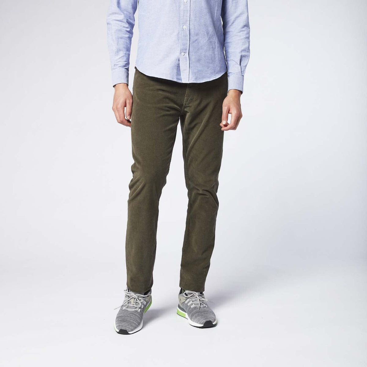 330 Tapered Fit Green Velvet Pants