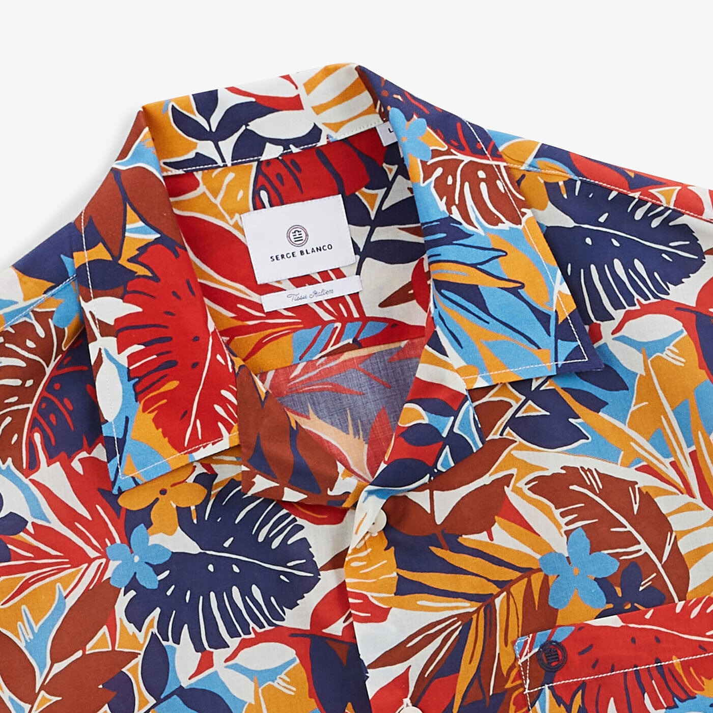 Short-sleeved apricot bowling shirt with fancy print