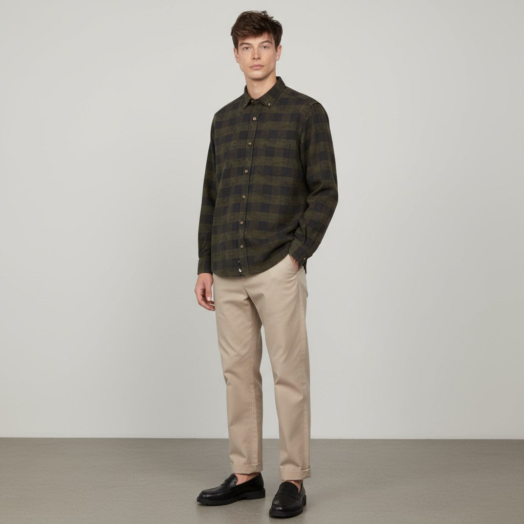 Long-sleeved military plaid shirt in cotton