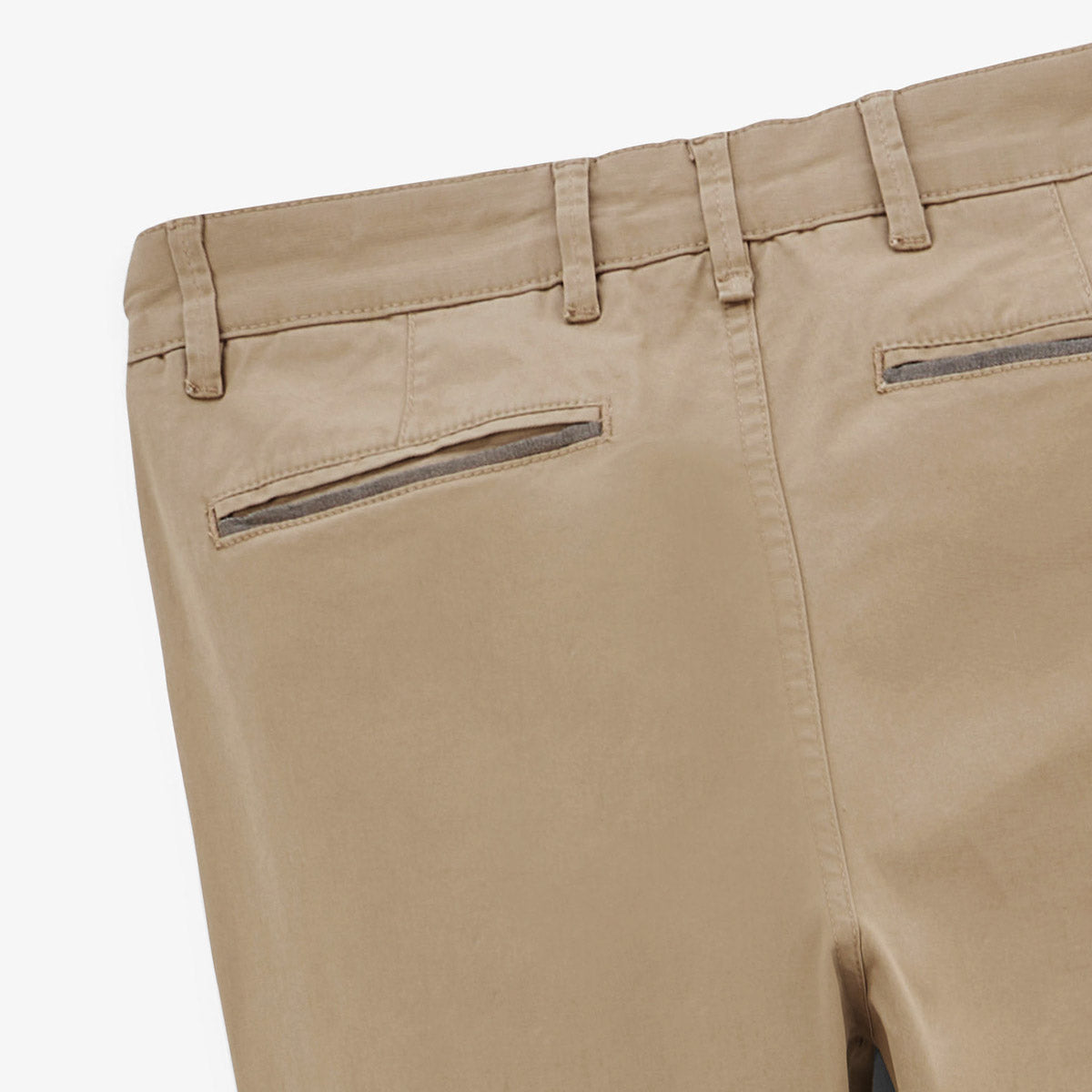 Chino 702 straight cut comfort beige cotton men's serge blanco