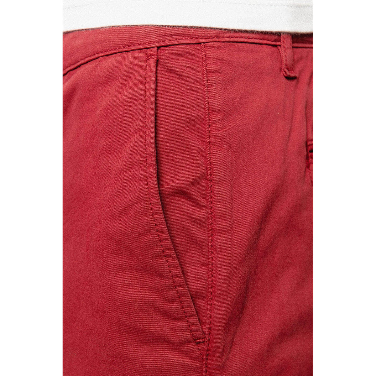 Chino 702 rojo