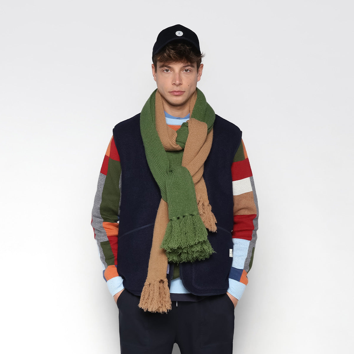 Bufanda con flecos lisa verde pino para hombre SERGE BLANCO