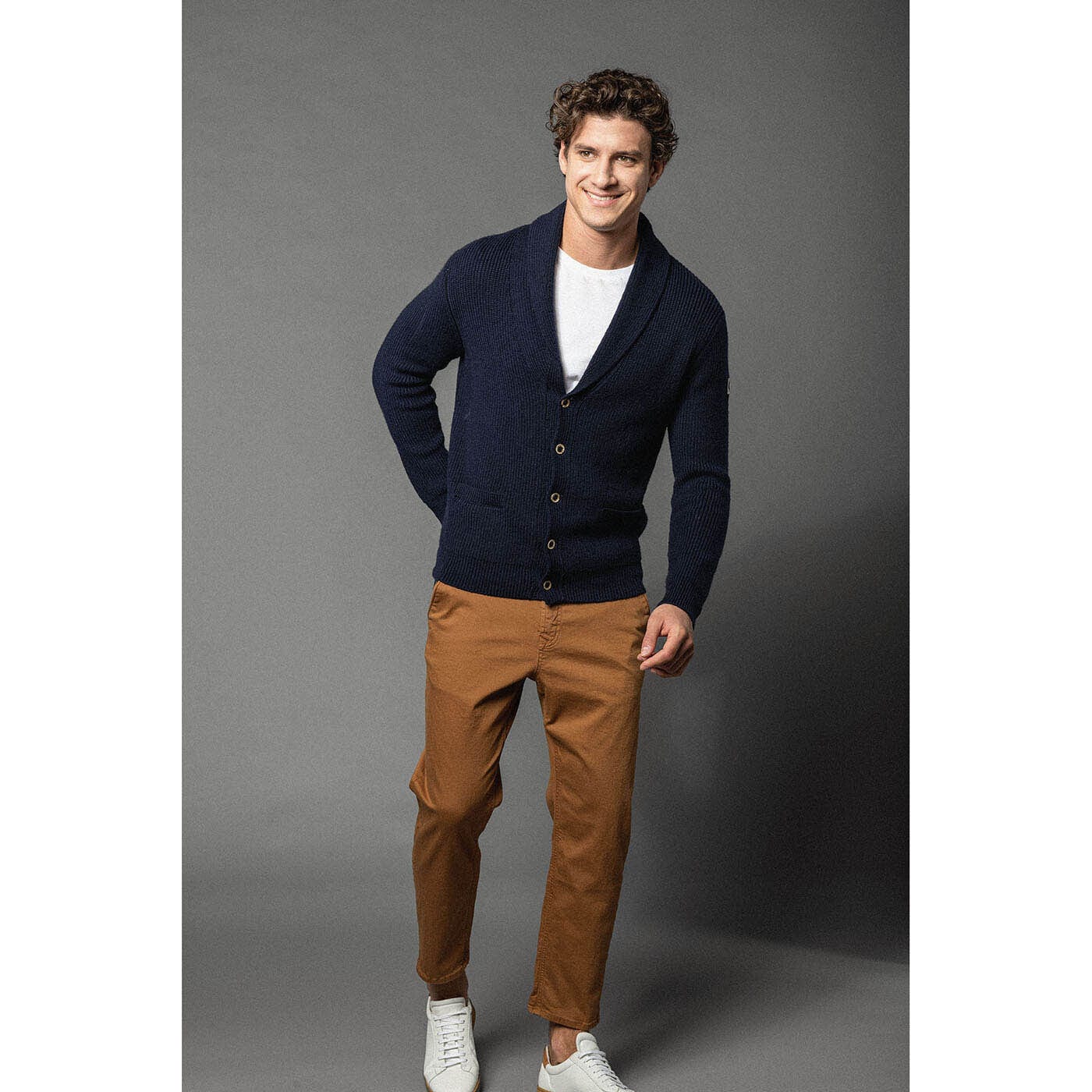 Chino 523 Feistiú Mór