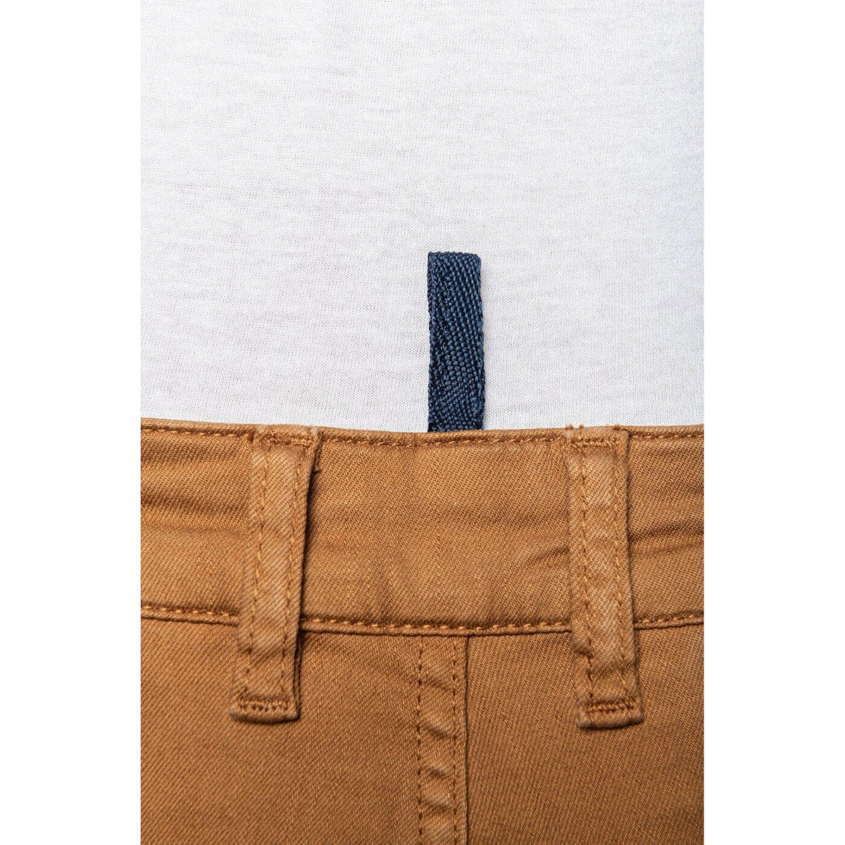 Chino 523 Feistiú Mór