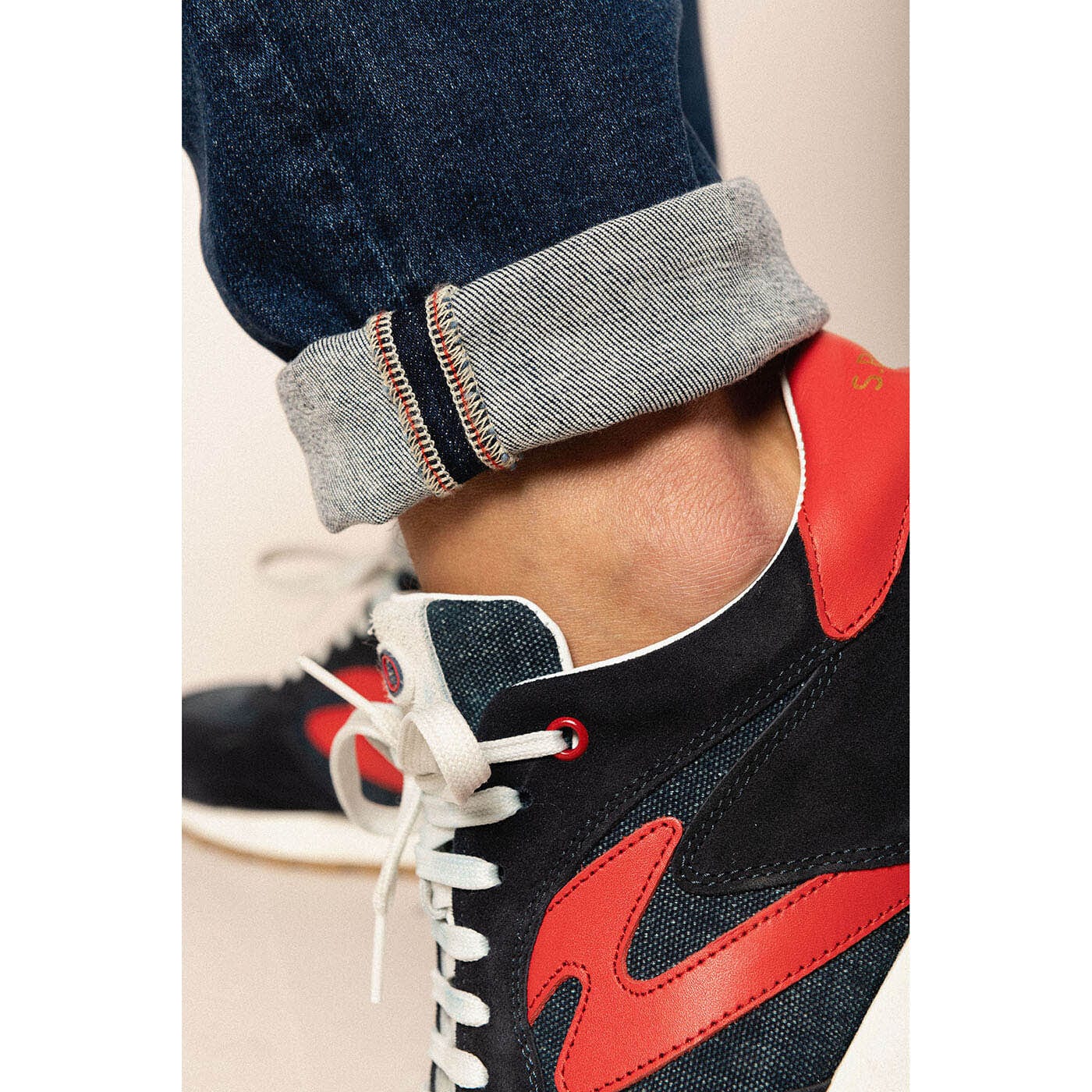 Jean 525 Powertwist Caolfheistithe