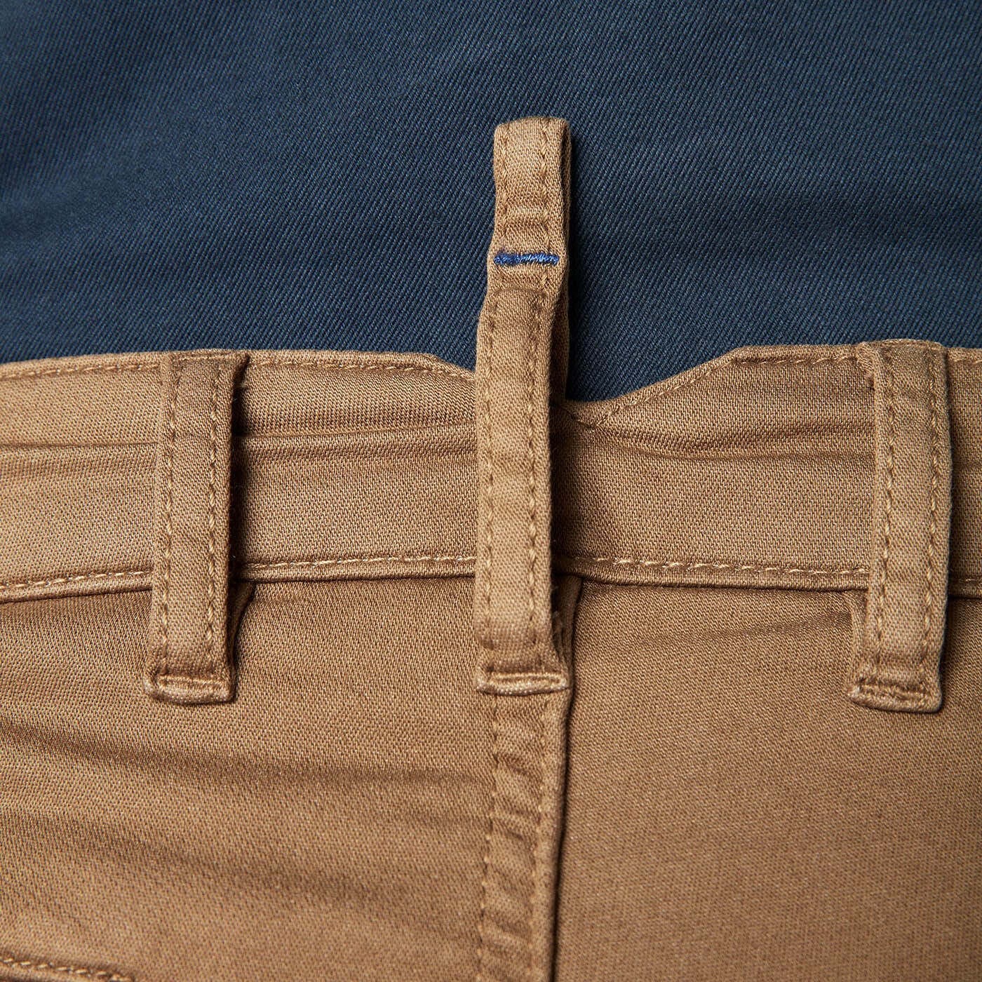 Chino 706 le mionsonraí póca camel