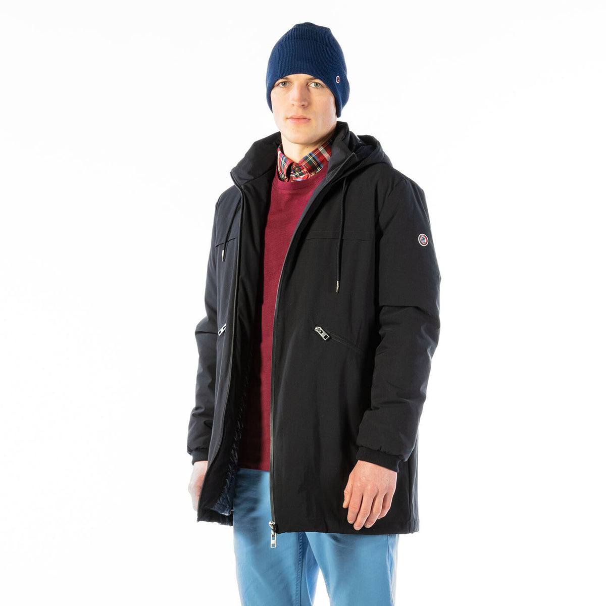 Léine fhada muinchille le seiceálacha brící