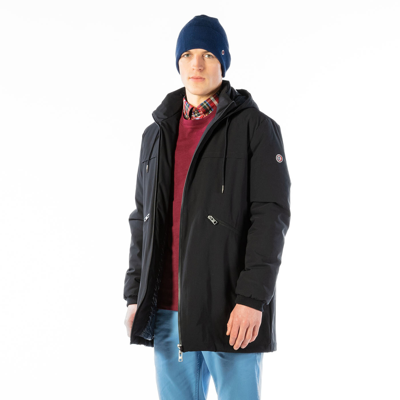 Léine fhada muinchille le seiceálacha brící