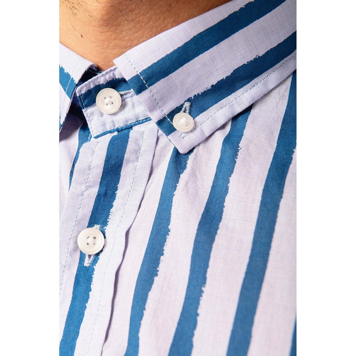 CAMICIA A MANICHE LUNGHE