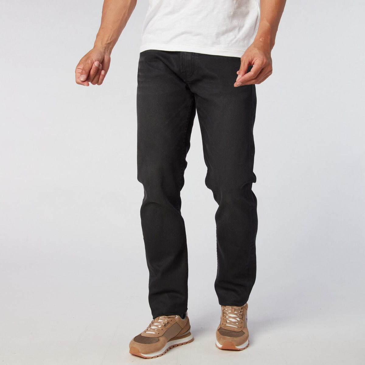 Jeans slavati a 5 tasche, taglio dritto 335 Powertwist nero