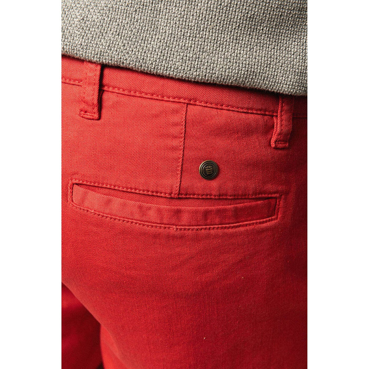 Bermuda in frambozenkleurige denim