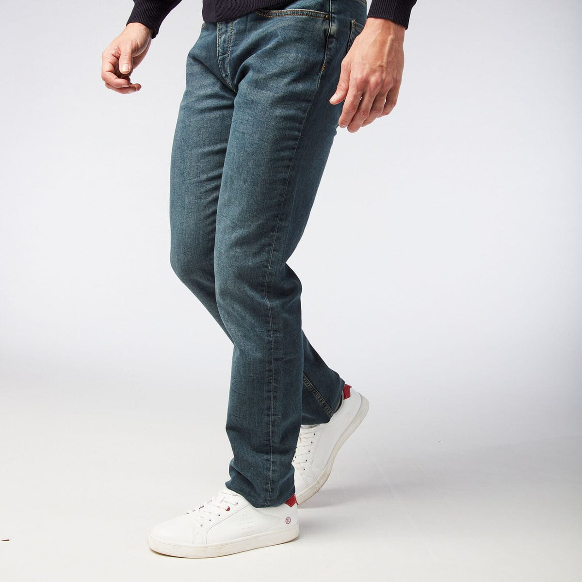 Verbleekte herenjeans met 5 zakken, slim fit, 325 Powertwist blauw
