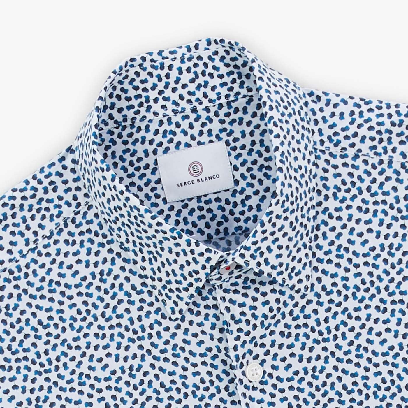 Blauw shirt met fantasieprint en lange mouwen